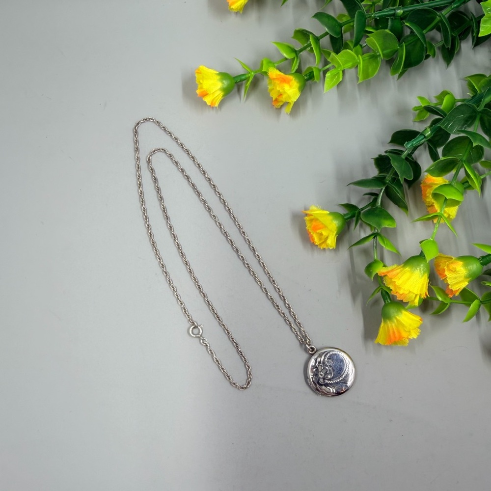 925 Gore L Sterling Silver Signed Etched Locket Pendant Necklace